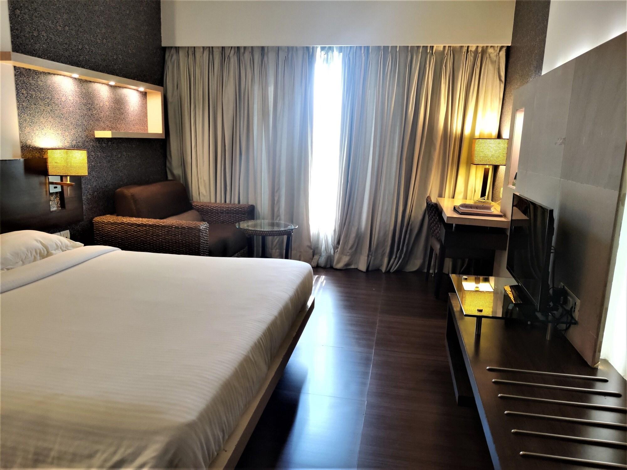 Hotel Satkar Residency Thane Buitenkant foto